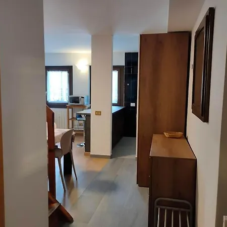 Διαμέρισμα Cretes 19 *